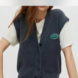 Urban Outfitters Gray Sleeveless Knit Sweater Vest